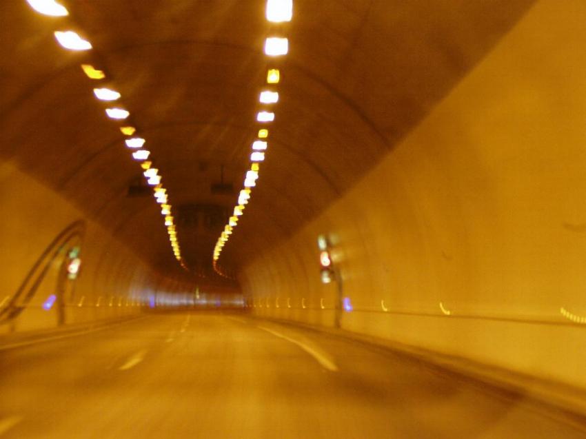 le tunel du caylar